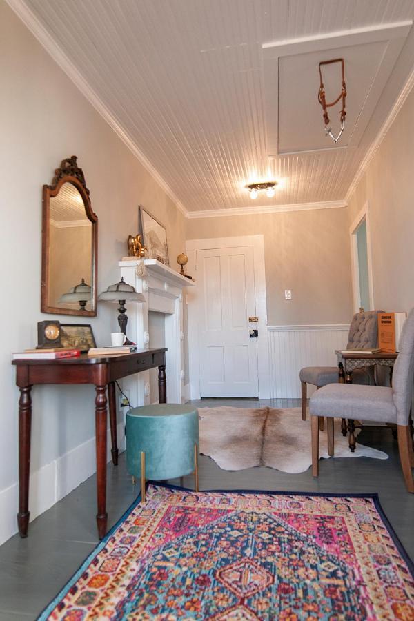 Dabbs Hotel Bed And Breakfast Llano Dış mekan fotoğraf