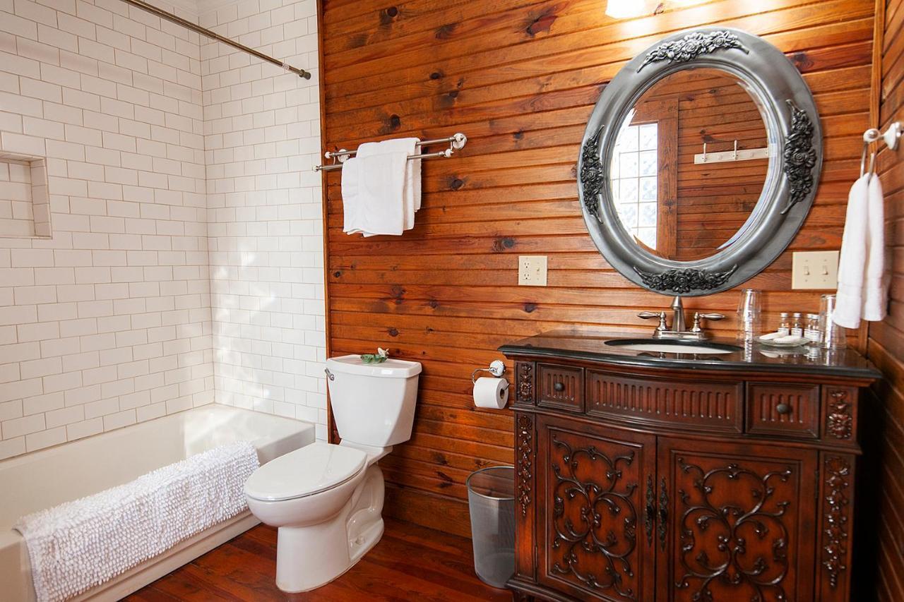 Dabbs Hotel Bed And Breakfast Llano Dış mekan fotoğraf