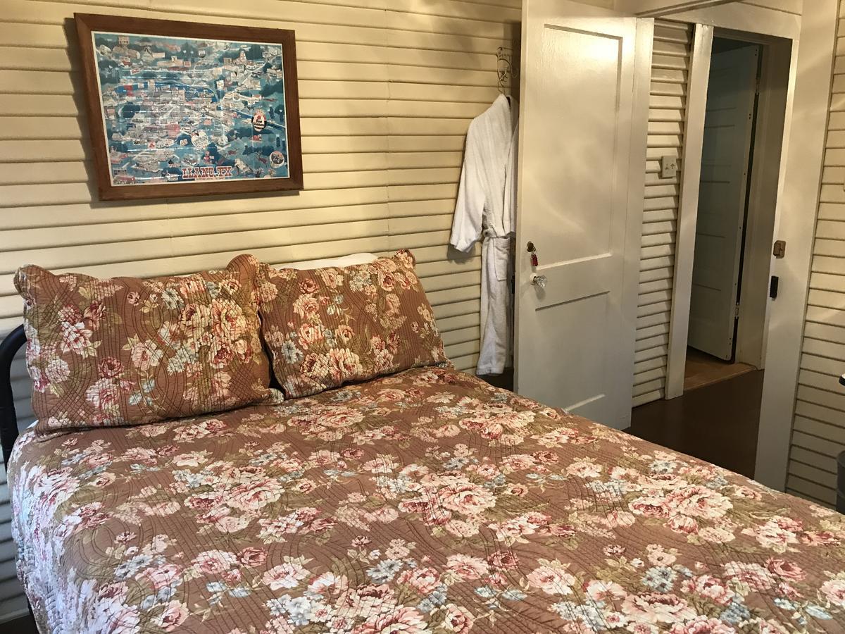 Dabbs Hotel Bed And Breakfast Llano Dış mekan fotoğraf